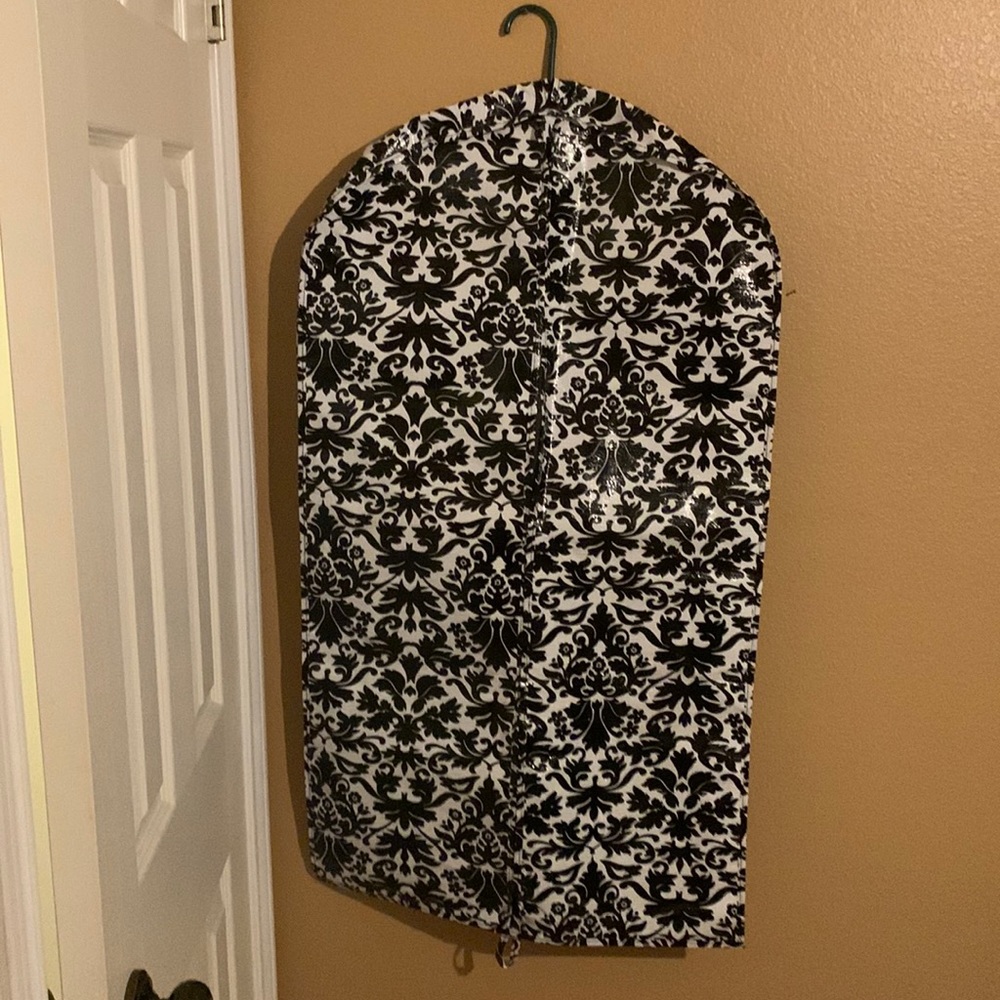 Garment bag